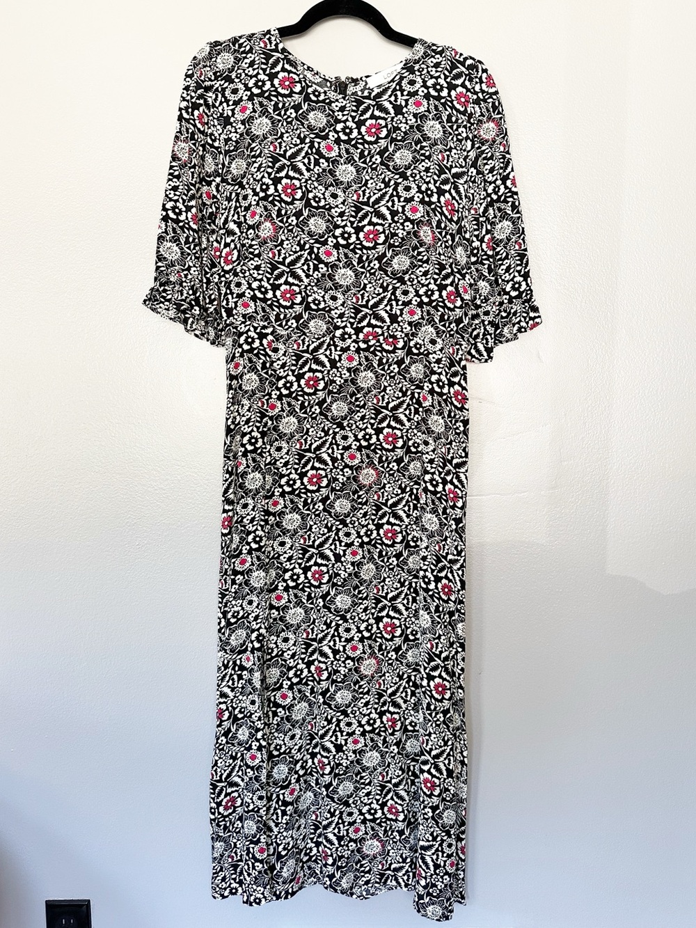 LOFT Black Floral Midi Dress Pink Accents Ruffle Sleeves Size 4